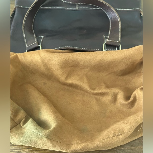 Elegant Brown Leather Tote Bag - Picture 10 of 11